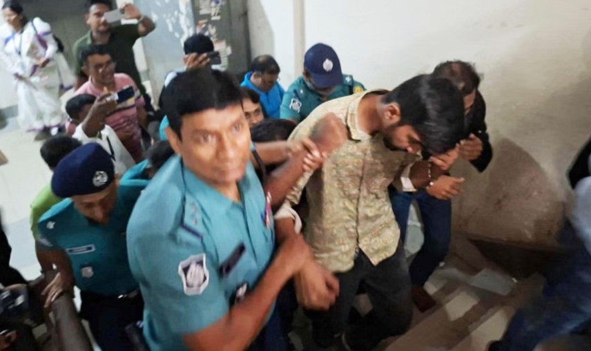 চাঁদাবাজির মামলায় বৈষম্যবিরোধী ছাত্র আন্দোলনের ৪ জন ৭ দিনের রিমান্ডে